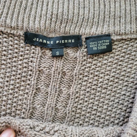 Women's Cable Knit Sweater - Taupe - Picture 4 of 4